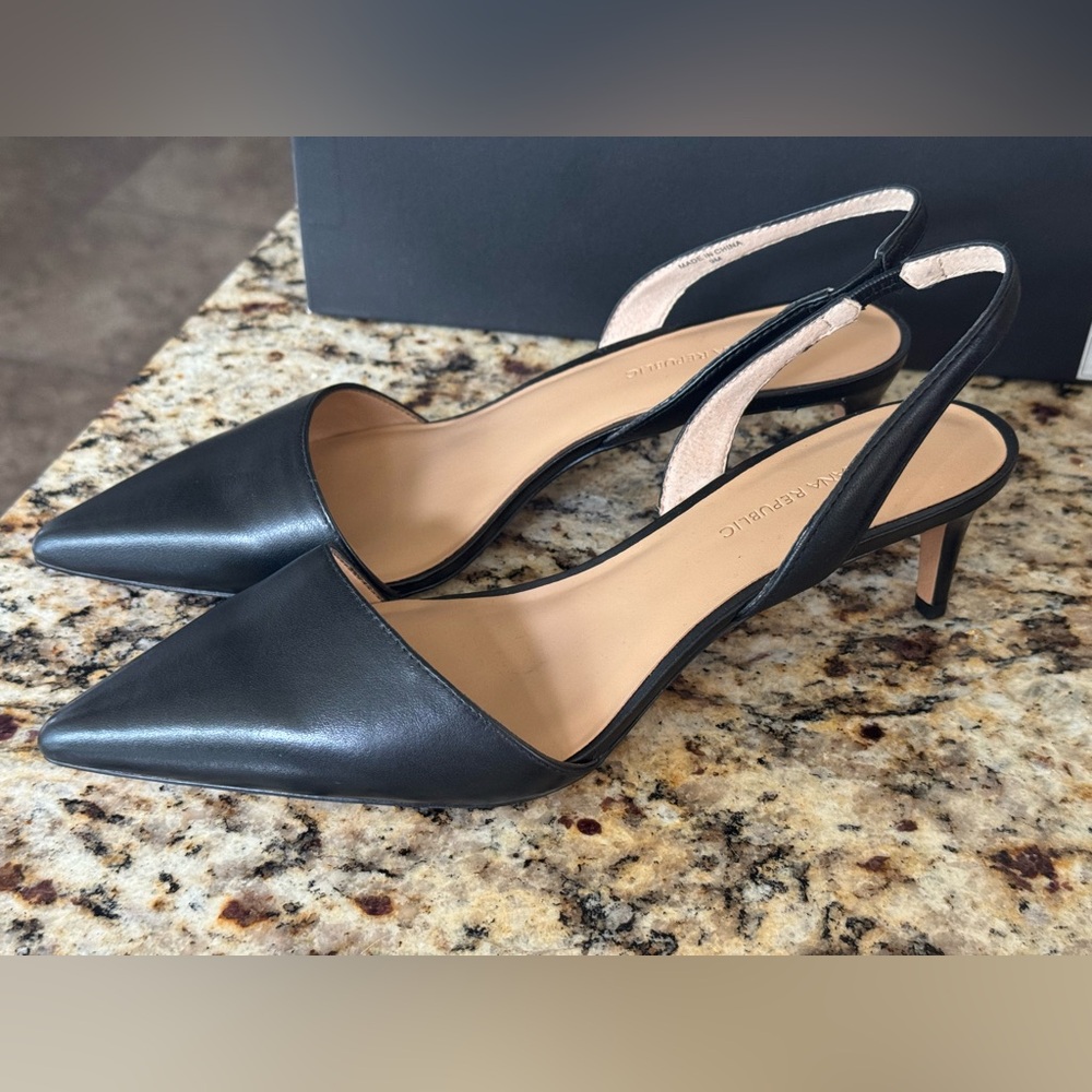 Banana Republiculic Hedy Heels 9 NIB